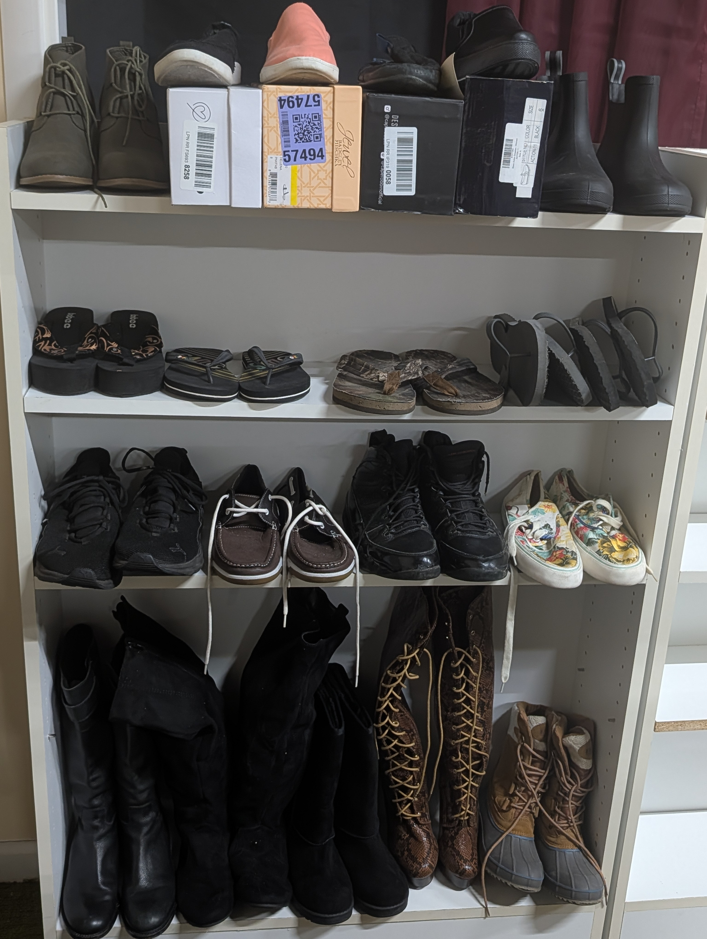Women's shoes and boots shelf